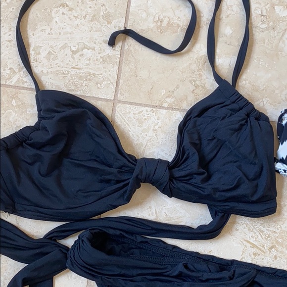 Carmen Marc Valvo bikini set size Small - Picture 3 of 5